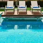 Angie Luxury Villa *