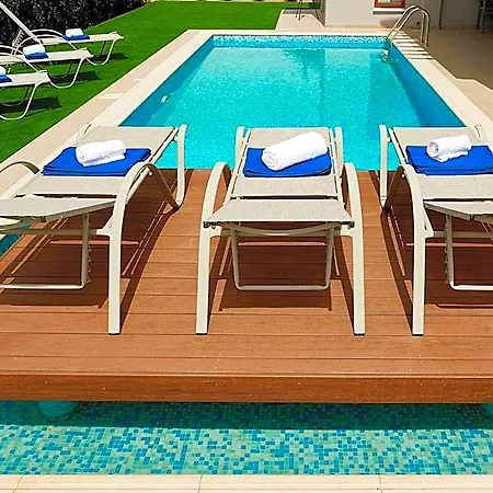 Angie Luxury * Ayia Napa