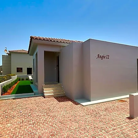 Villa Angie Luxury *