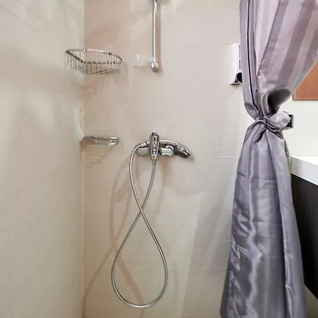 Angie Luxury וילה איה נאפה